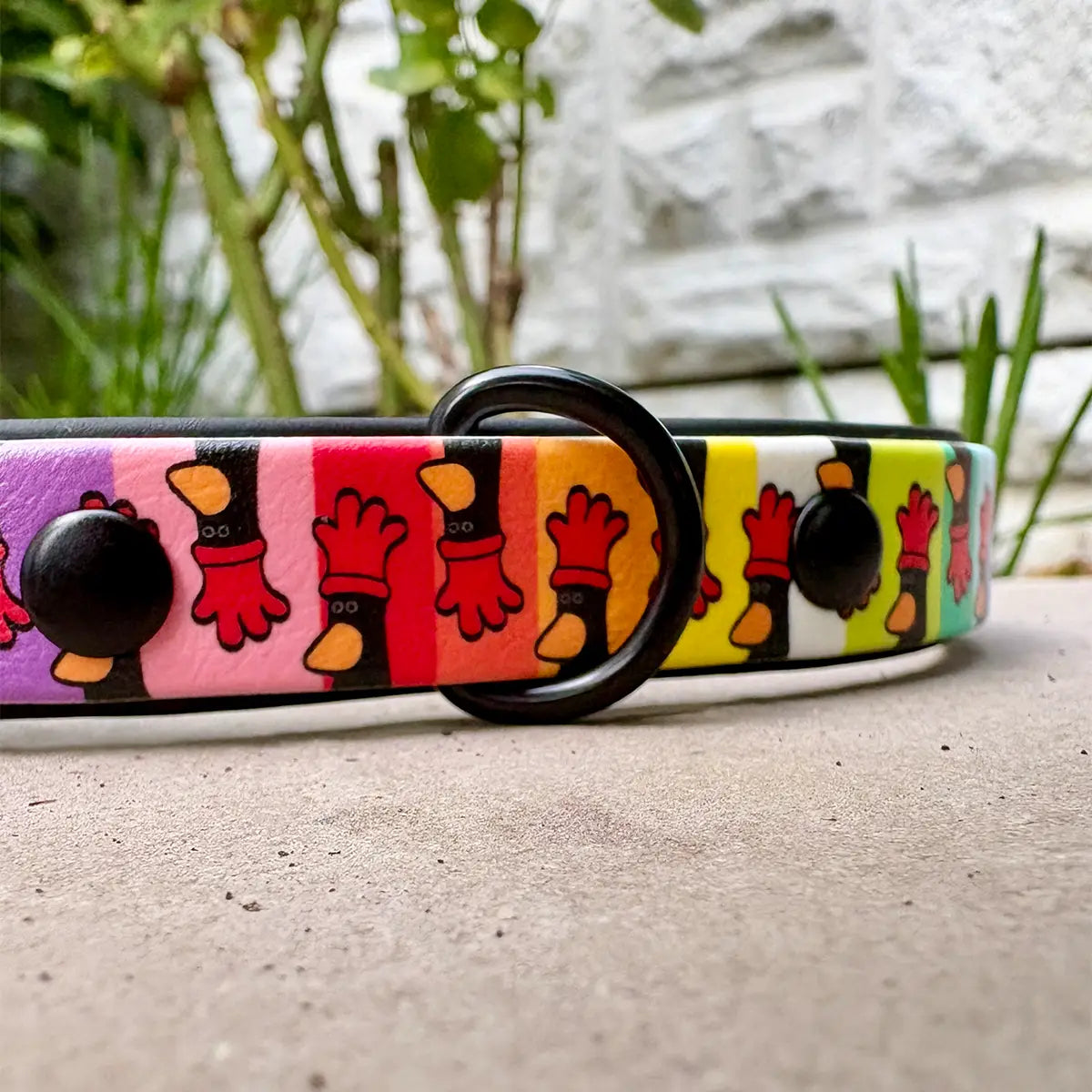 Feathers in Disguise Patterned Dog Collar
