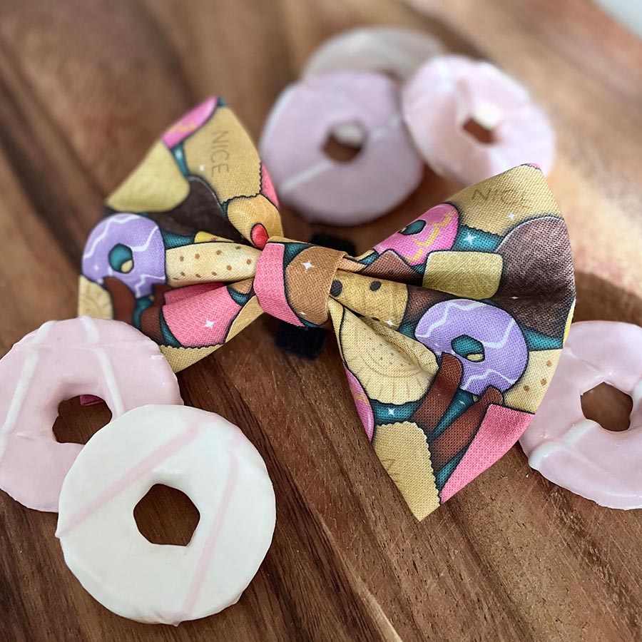 Biscuit bow tie and party ring biscuits