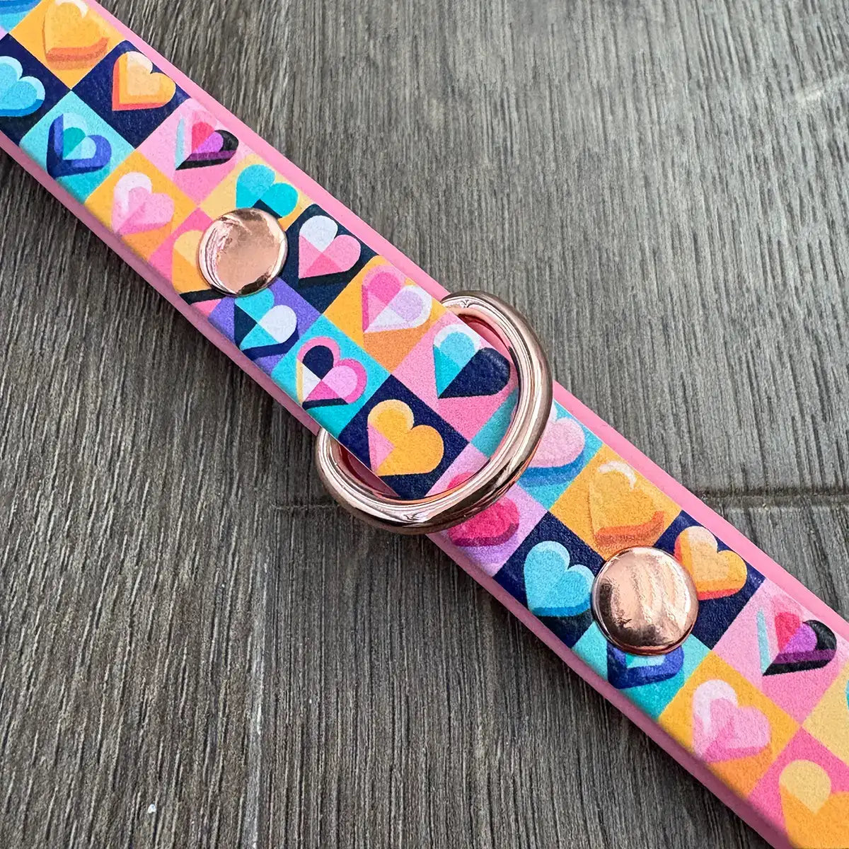 Geometric Hearts Patterned Dog Collar