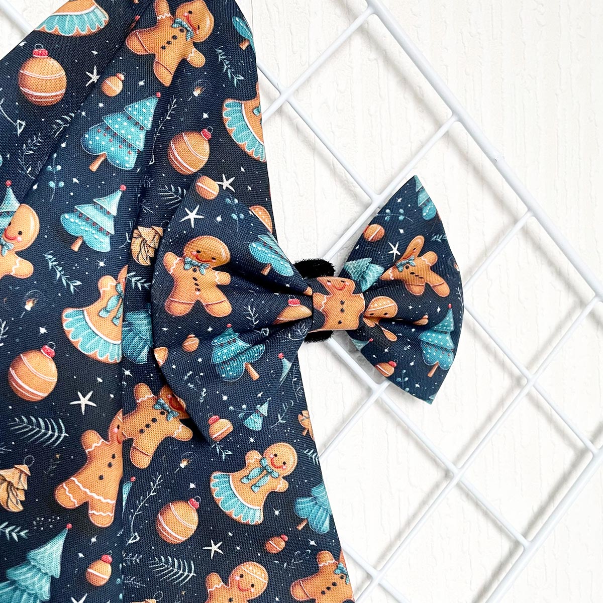 Gingerbread Treats Dog Bow Tie