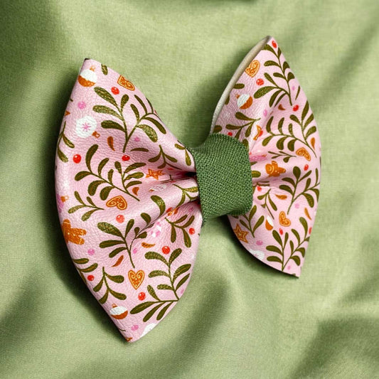 Mistletoe Leatherette Dog Bow Tie