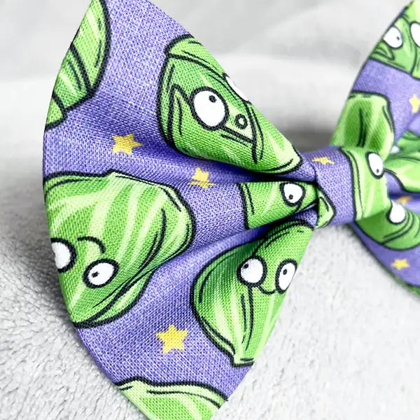 Twist and Sprout Dog Bow Tie